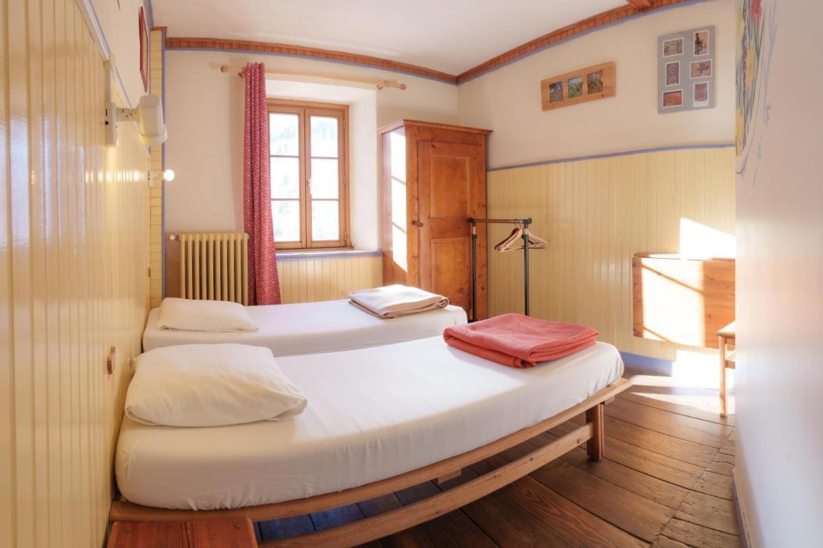 Auberge L'Estoilies Saint-Vérand 外观 照片