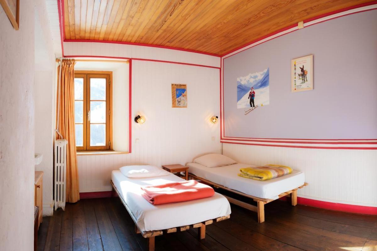 Auberge L'Estoilies Saint-Vérand 外观 照片