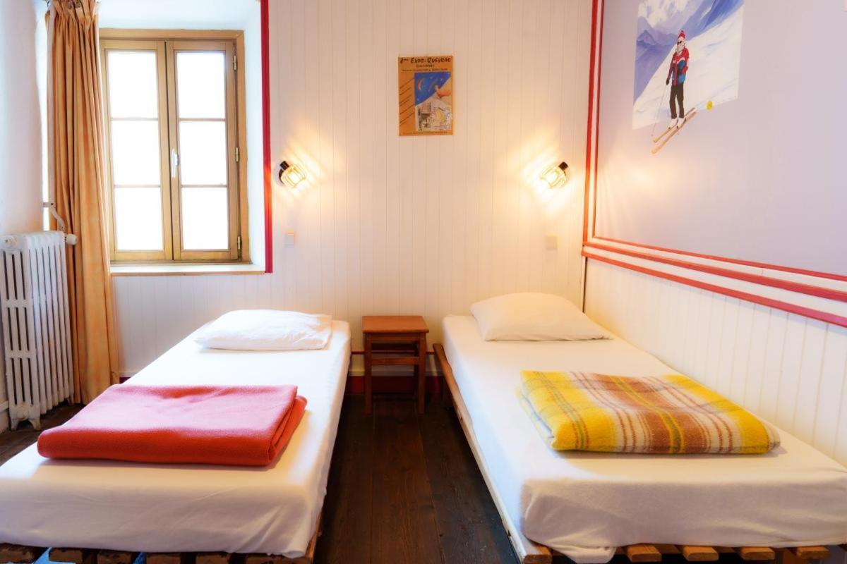 Auberge L'Estoilies Saint-Vérand 外观 照片