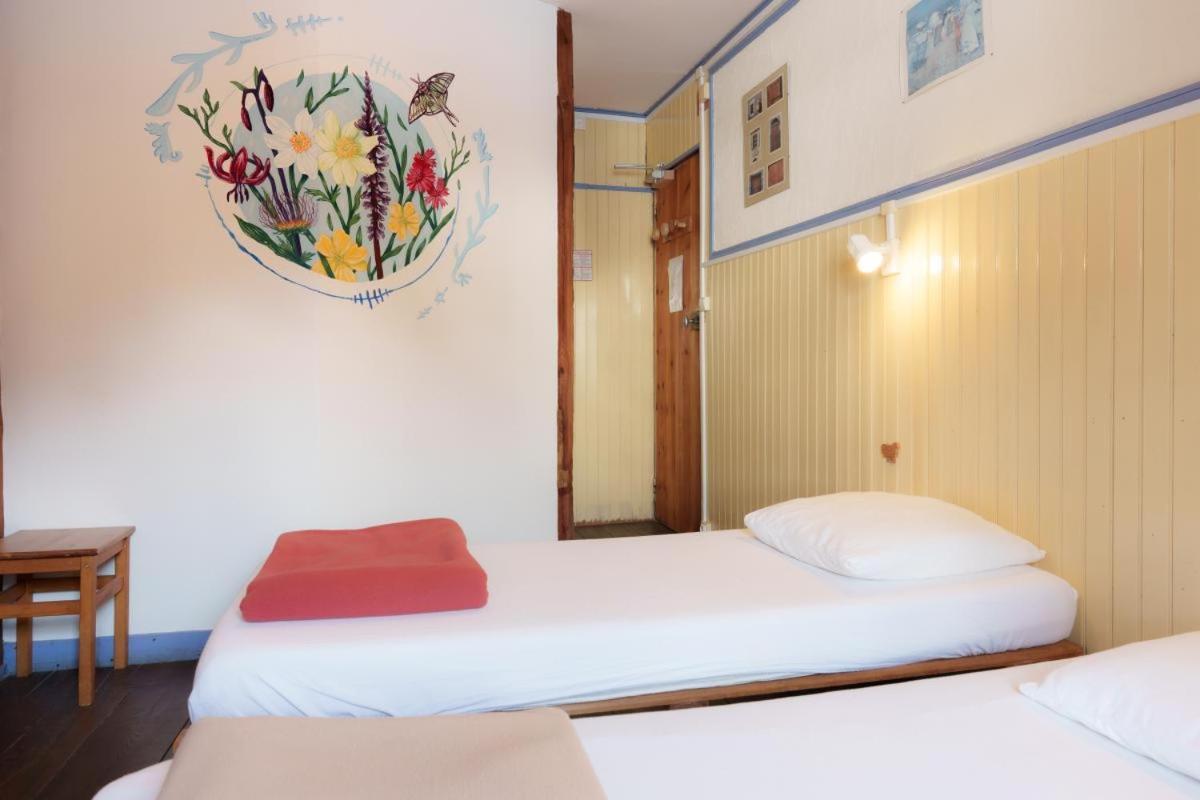 Auberge L'Estoilies Saint-Vérand 外观 照片