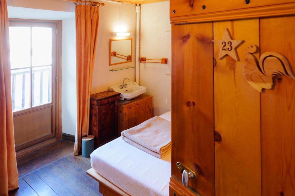 Auberge L'Estoilies Saint-Vérand 外观 照片