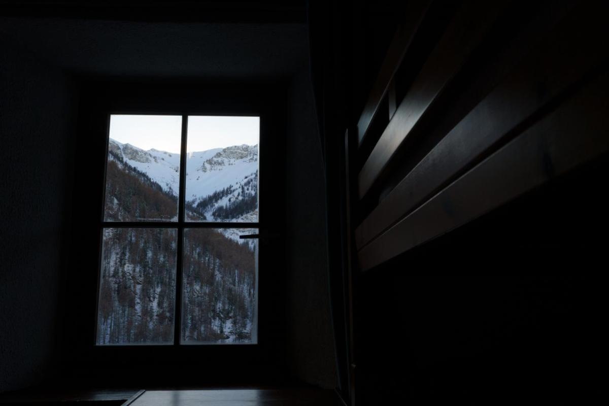 Auberge L'Estoilies Saint-Vérand 外观 照片