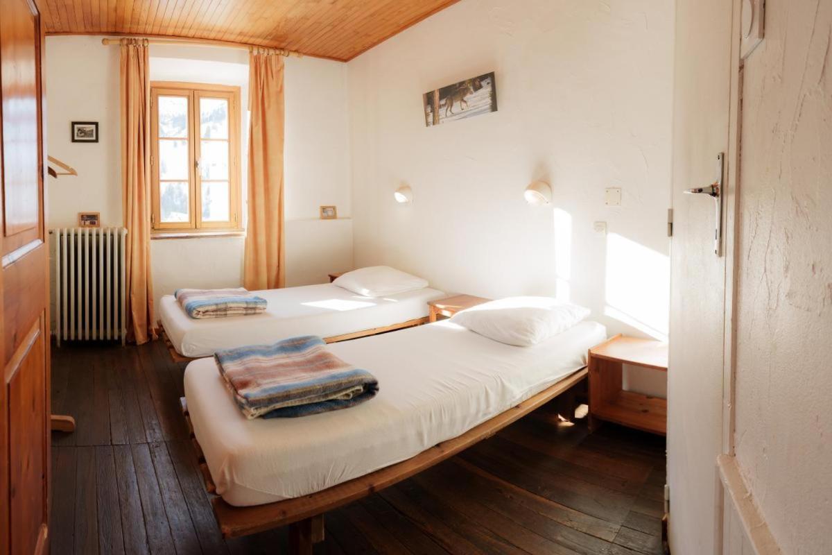 Auberge L'Estoilies Saint-Vérand 外观 照片