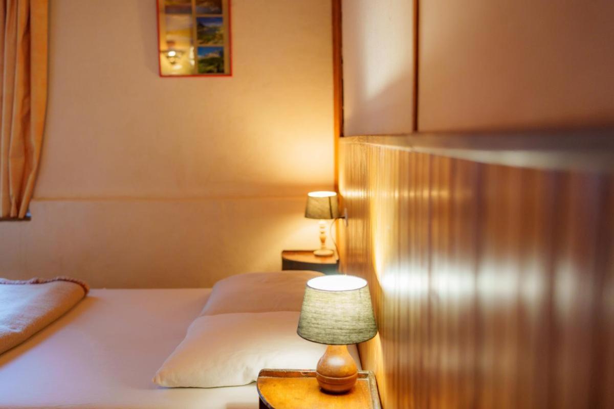 Auberge L'Estoilies Saint-Vérand 外观 照片